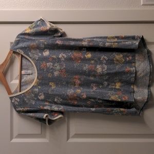 LuLaRoe shirt